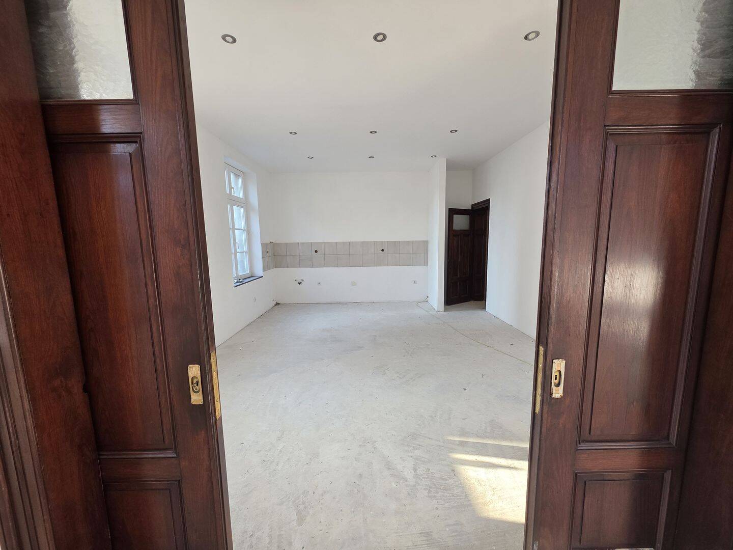 Elegantes Herrenhaus mit erheblichen Sanierungsaufwand für Ihre persönlichen Gestaltungsideen., 46499 Hamminkeln