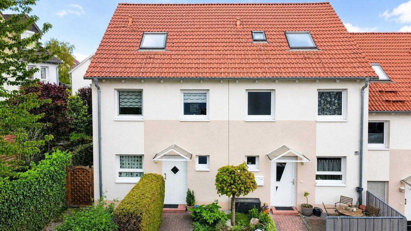 Energieeffizientes Reihenendhaus mit Garten und flexiblem Raumkonzept in Hofheim-Diedenbergen, 65719 Hofheim am Taunus