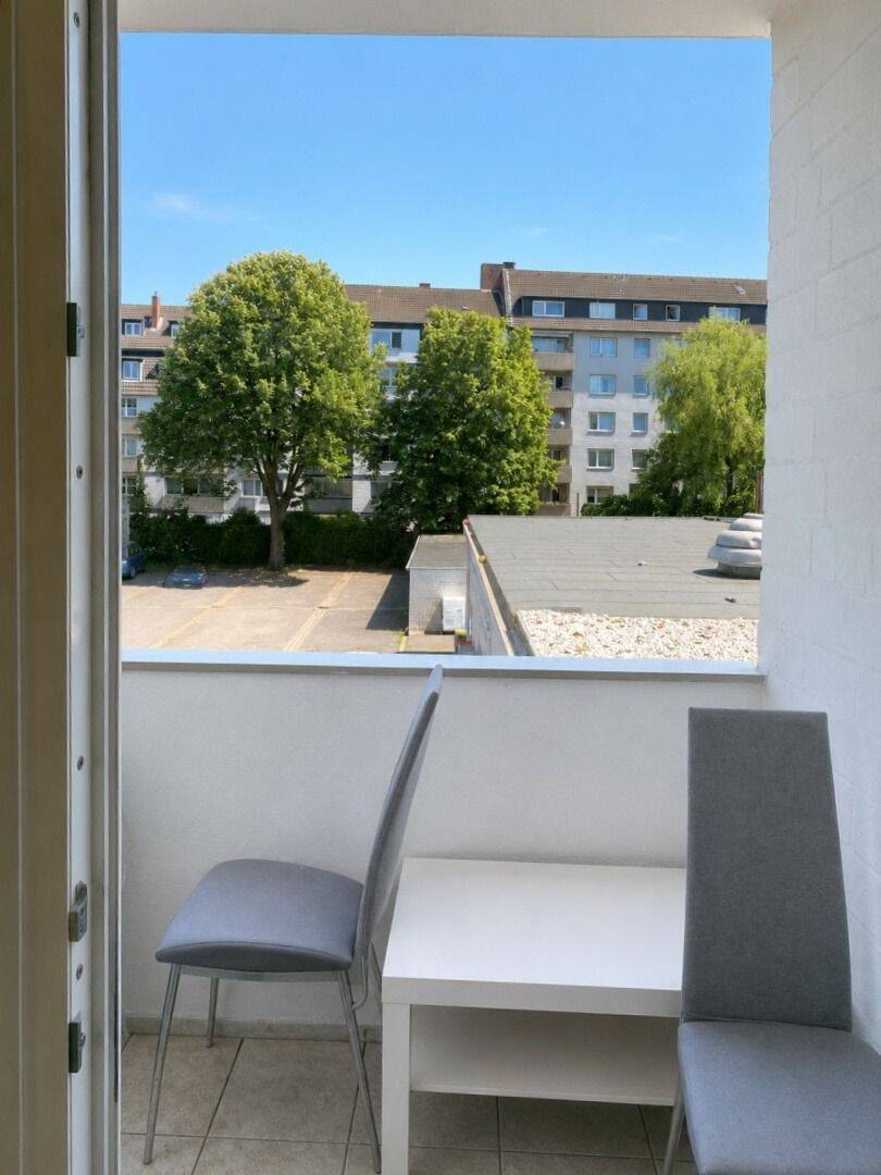 Gut vermietetes Apartment mit Loggia in Köln-Mülheim, 51063 Köln (Mülheim Buchheim Stammheim)