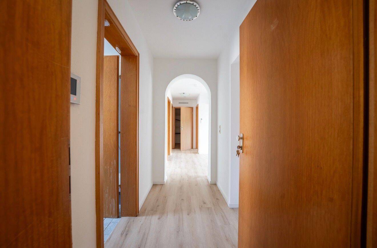 Geräumige Familienwohnung mit Balkon in Niederwerrn, 97464 Niederwerrn