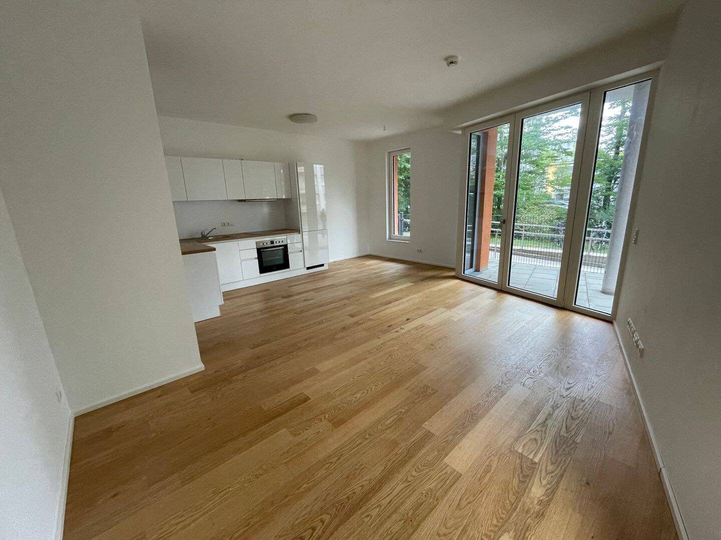 Barrierearme Wohnung inkl. EBK und eigenem Garten!, 91052 Erlangen (Anger Erlangen-Ost Erlangen-Süd Innenstadt)