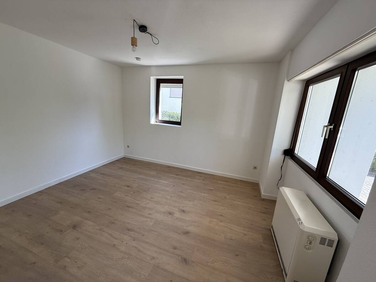Gemütliche 1-Zimmer-Wohnung mit Terrasse & Stellplatz in Pforzheim-Eutingen, 75181 Pforzheim