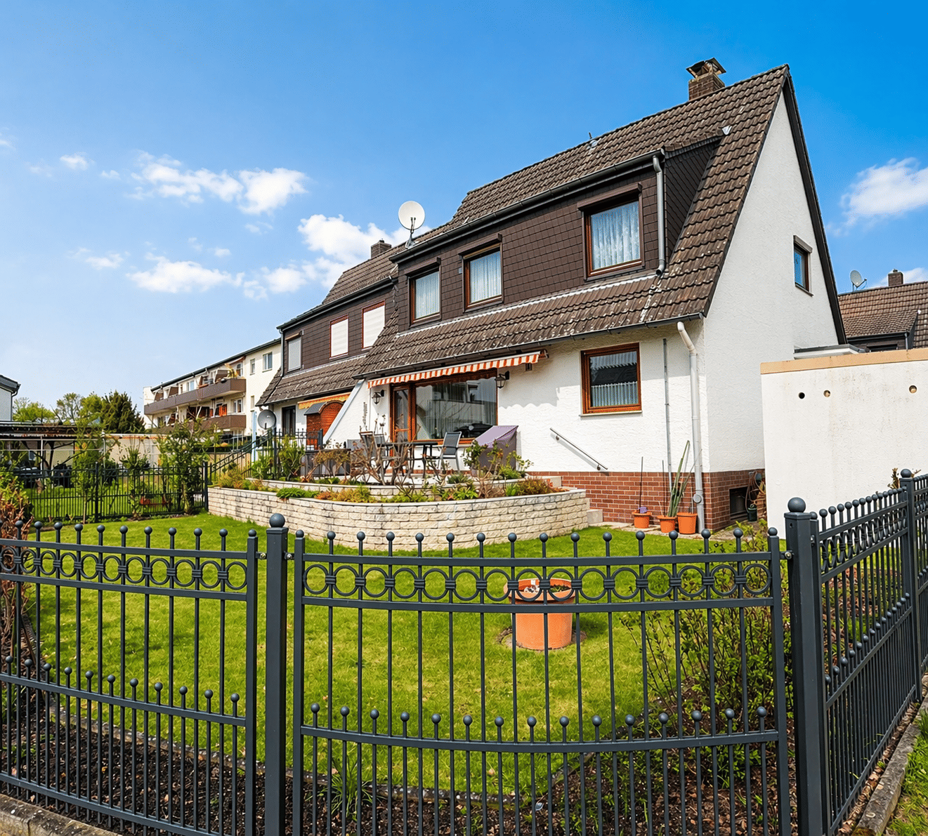 Familienidyll in Berlin-Rudow – Doppelhaushälfte mit Garten und Terrasse