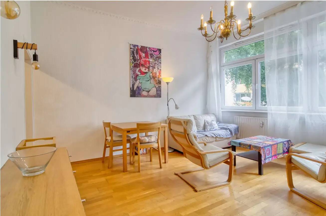 Sehr helle Wohnung direkt am Spreekanal, 10587 Berlin (Charlottenburg-Wilmersdorf Charlottenburg)