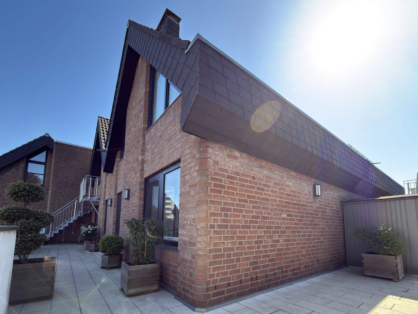Stilvolle Penthouse-Maisonette mit privater Dachterrasse und Haus-im-Haus-Charakter, 47799 Krefeld (Bockum Cracau Stadtmitte)