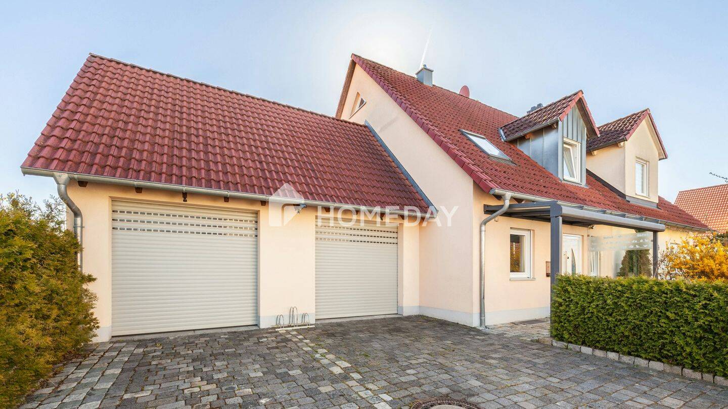 Perfekt für Familien – Doppelhaushälfte mit Sauna und Wohlfühlambiente, 91056 Erlangen