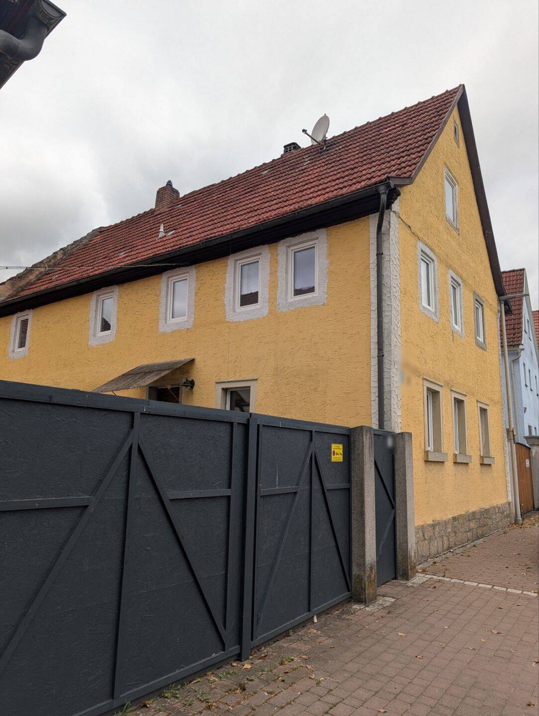 Schmuckstück mit viel Potenzial in Poppenhausen, 97490 Poppenhausen
