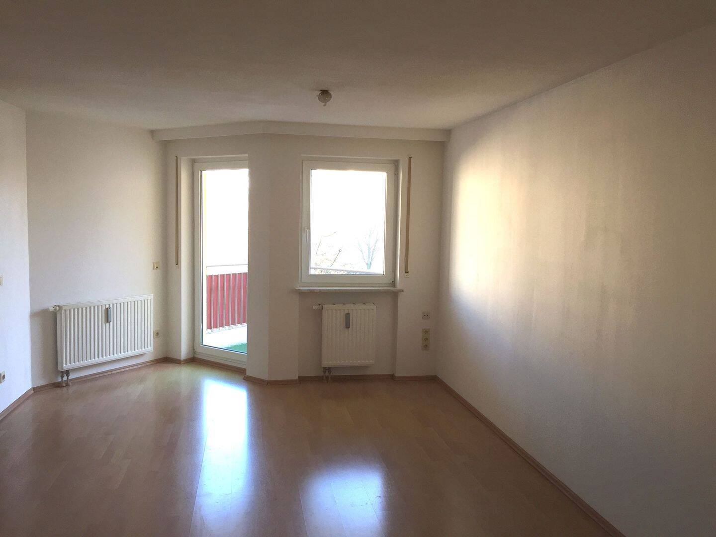 *** Einfach gemütlich ***, 80997 München (Allach-Untermenzing Moosach Pasing-Obermenzing)