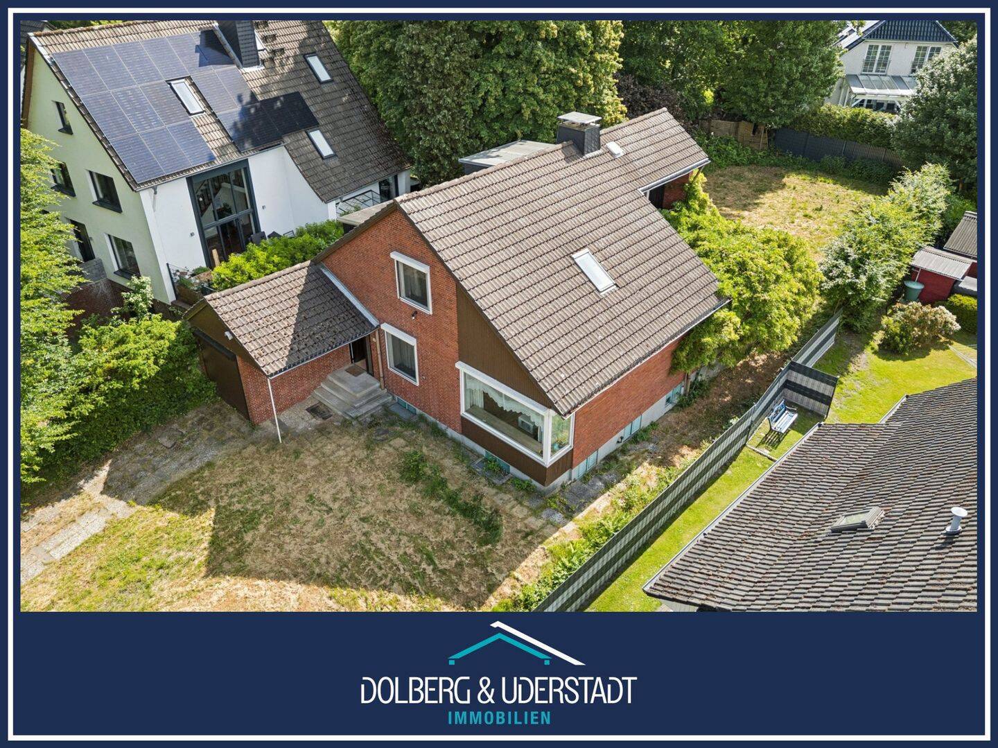 Großzügiges Einfamilienhaus mit großem Grundstück in bester Lage von Hamburg-Jenfeld, 22043 Hamburg (Wandsbek Jenfeld Marienthal Tonndorf)