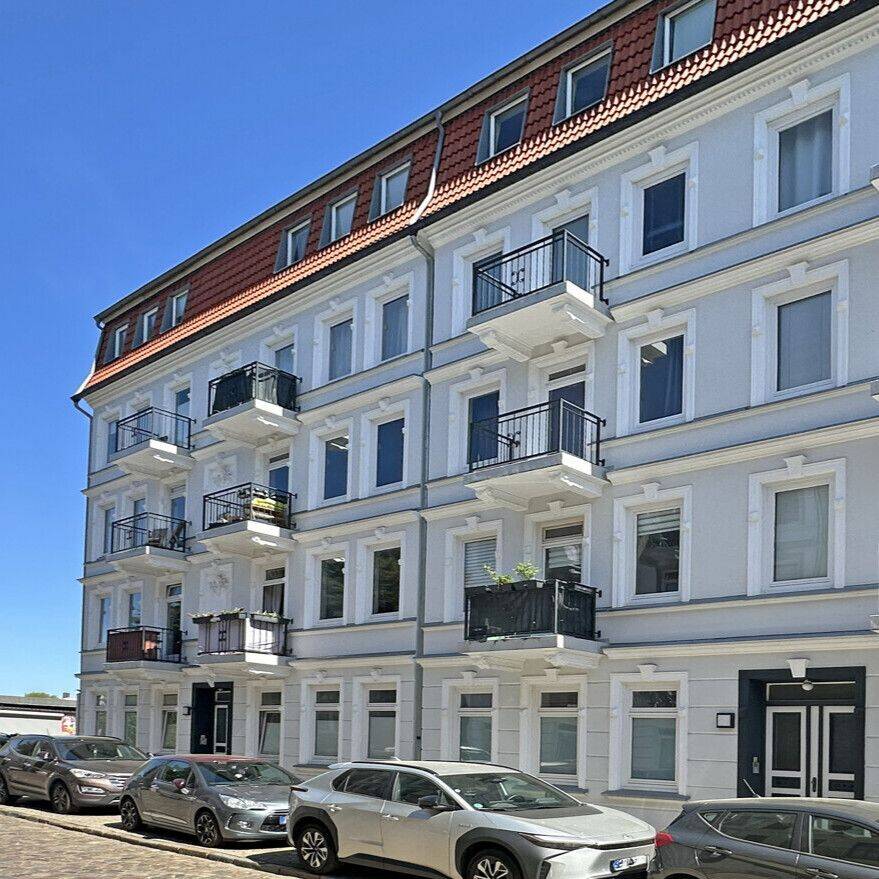 Charmante Altbauwohnung mit Balkon, 22041 Hamburg (Wandsbek Marienthal Tonndorf)