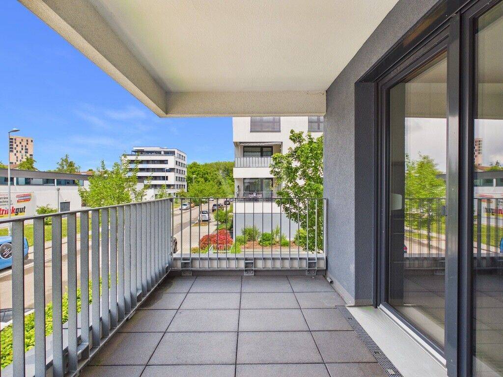 Moderne 2 ZKB Mietwohnung mit Balkon im 1. OG nahe Stadtmitte, 85053 Ingolstadt (Ingolstadt Kothau Niederfeld Ringsee Rothenturm)