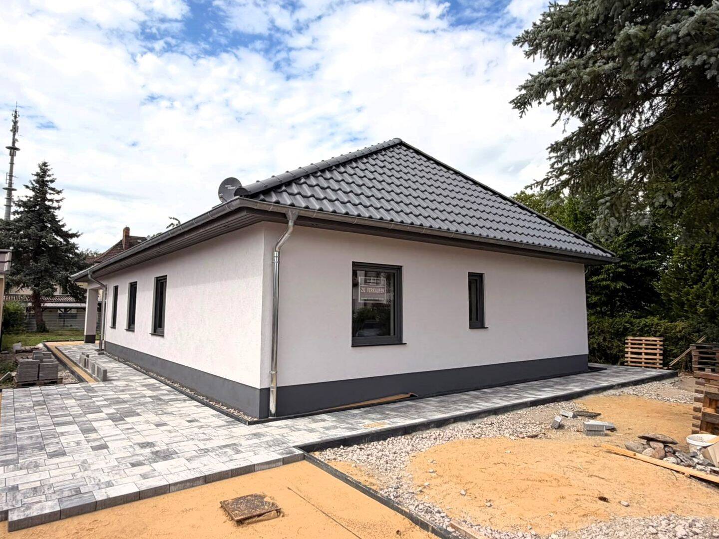 Exklusiver Neubau Bungalow mit großem Garten, 2 Bädern und hochwertiger Ausstattung, 39576 Stendal