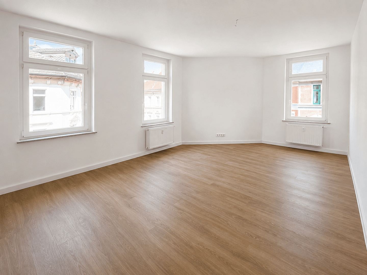 Markkleeberg 3-Zimmer-Wohnung – lichtdurchflutet, neu saniert, Badewanne, 4416 Markkleeberg