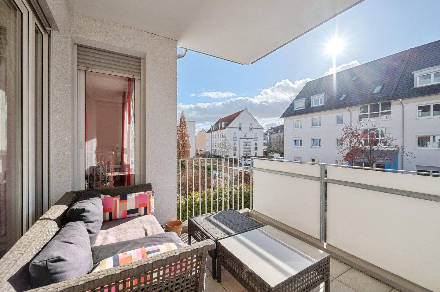 Lichtdurchflutete 3-Zimmer-Wohnung mit Westbalkon, 90451 Nürnberg (Eibach Hafen Maiach Reichelsdorf Röthenbach bei Schweinau)