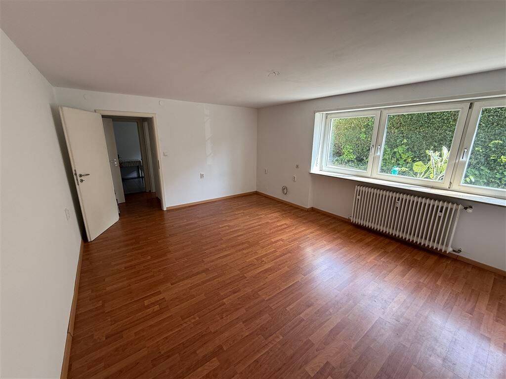 Kaiserslautern-West ebenerdige 1-Zimmerwohnung, Ess & Kochküche und Duschbad im hellen Souterrain mit 40 qm!, 67655 Kaiserslautern (Innenstadt)