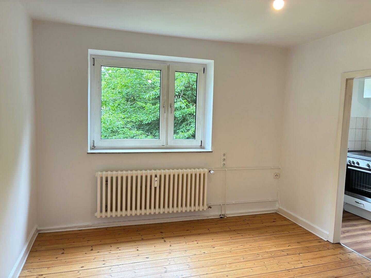 Kompakte 2-Raumwohnung mit kleiner Küche, 24149 Kiel (Neumühlen-Dietrichsdorf)