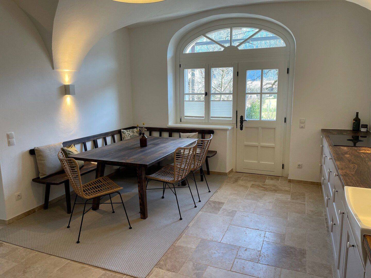 Neuwertige Erdgeschoss Wohnung mit gehobener Ausstattung und herausragender Architektur, 83088 Kiefersfelden