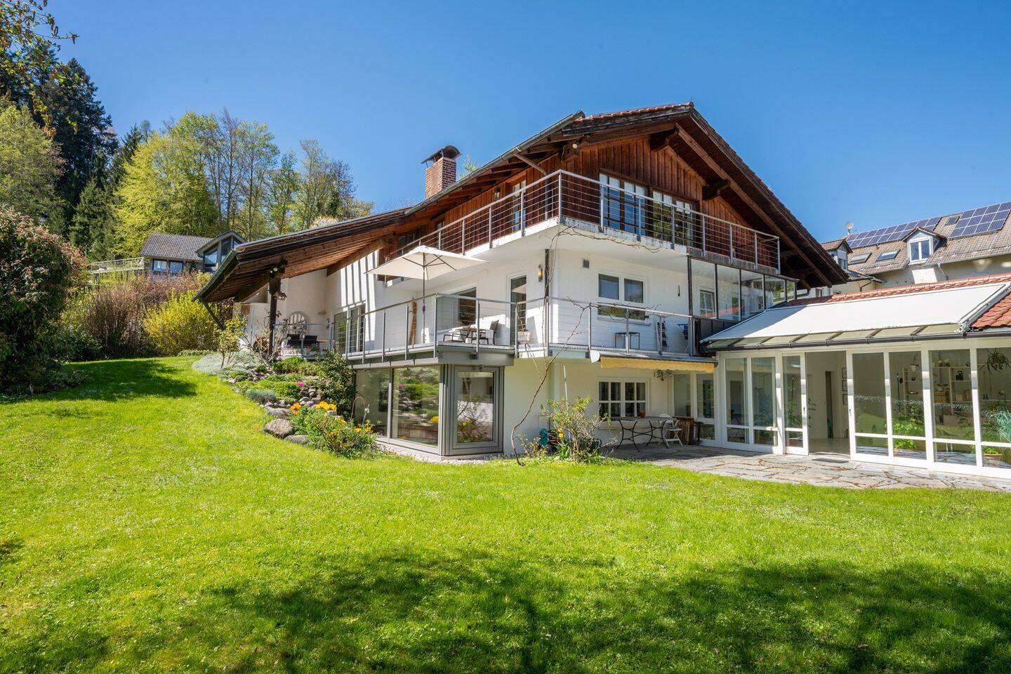 AIGNER – Flexibles Wohnen auf hohem Niveau – ideal für Familie & Arbeiten, 82547 Eurasburg