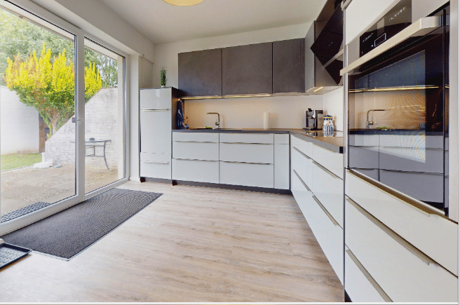 3-Familienhaus im Herzen von Büsum – vollmodernisiert, teilweise vermietet, 25761 Büsum
