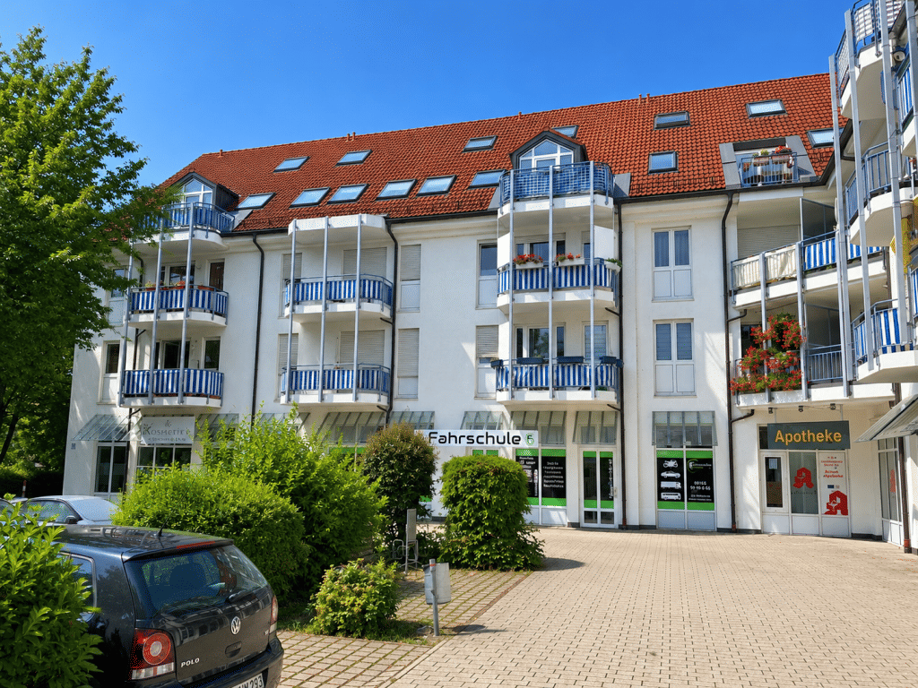 **Herrlicher 3 Zi.-Wohntraum mit 2 sonnigen Balkonen und TG in bester Wohnlage, Neufahrn (S1)**, 85375 Neufahrn b. Freising