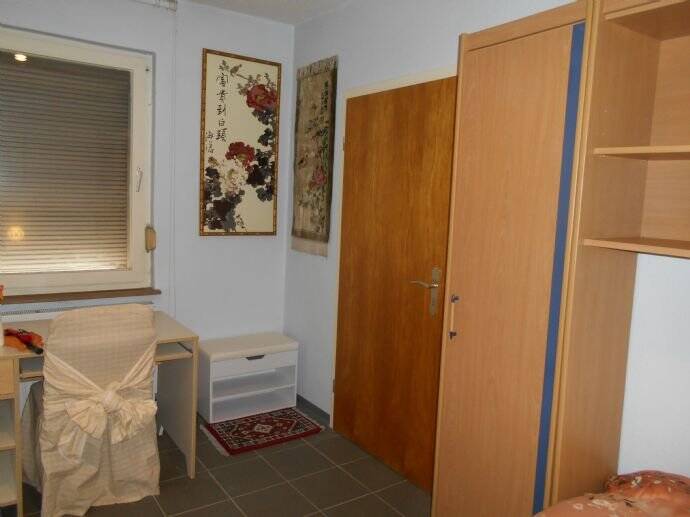 Möbl. 1-Zi.-Whg., renoviert ab 01.09.26 frei nur an Studentin/Student, 34123 Kassel (Bettenhausen Forstfeld Unterneustadt Waldau)