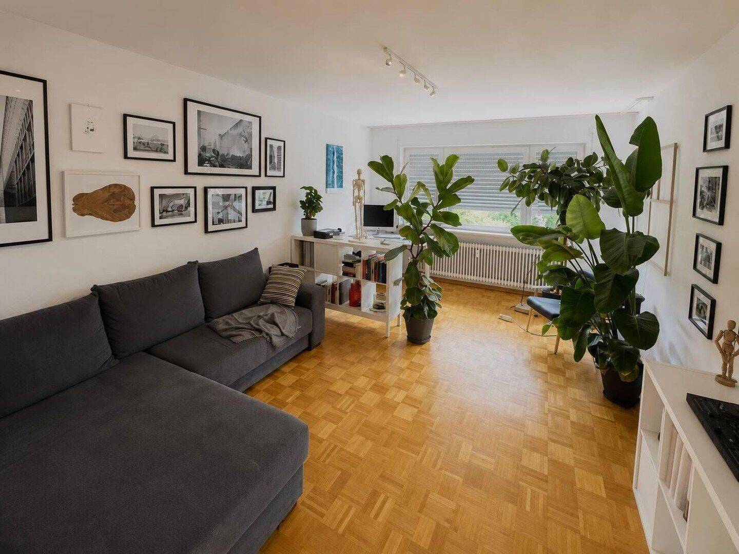 2,5 Zi-Wohnung Hochparterre mit Nord und Süd Balkon in ruhiger Lage, Tiefgarage, geringe Nebenkosten, 70825 Korntal-Münchingen