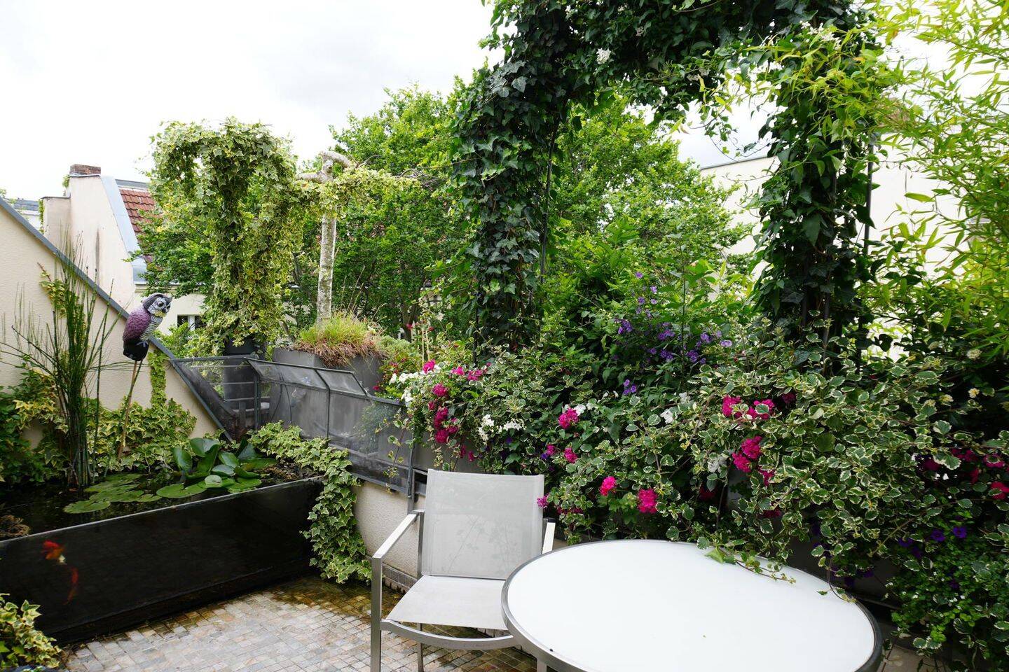 Großzügige Maisonette mit zwei Balkonen in gepflegtem Wohnensemble