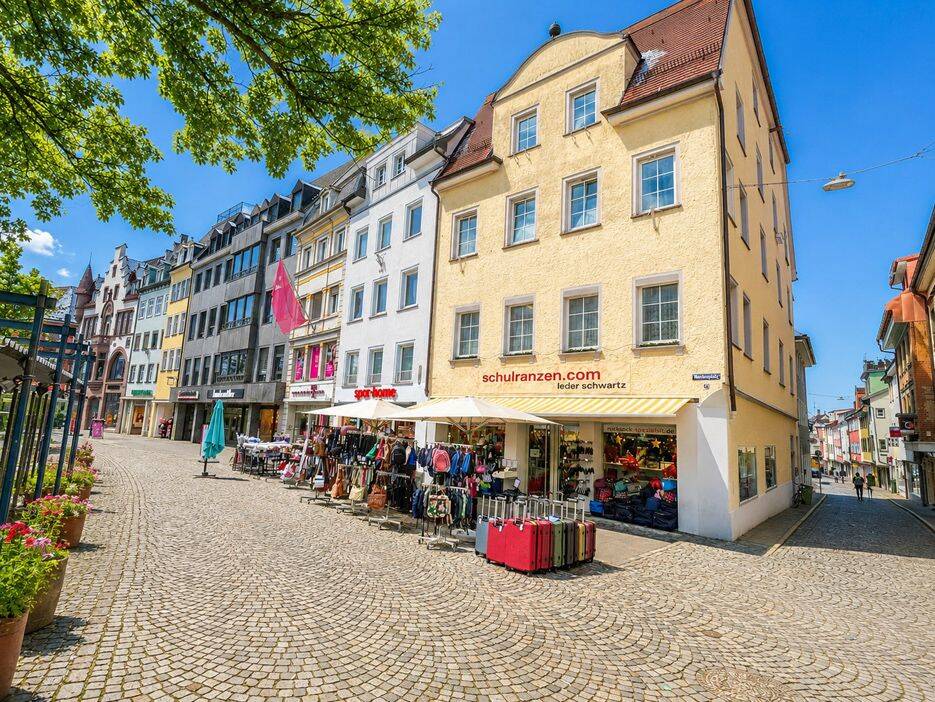 WOHN- UND GESCHÄFTSHAUS MIT HOHER SANIERUNGSAFA – MIT PROJEKTIERTER PENTHOUSEWHG., 88212 Ravensburg