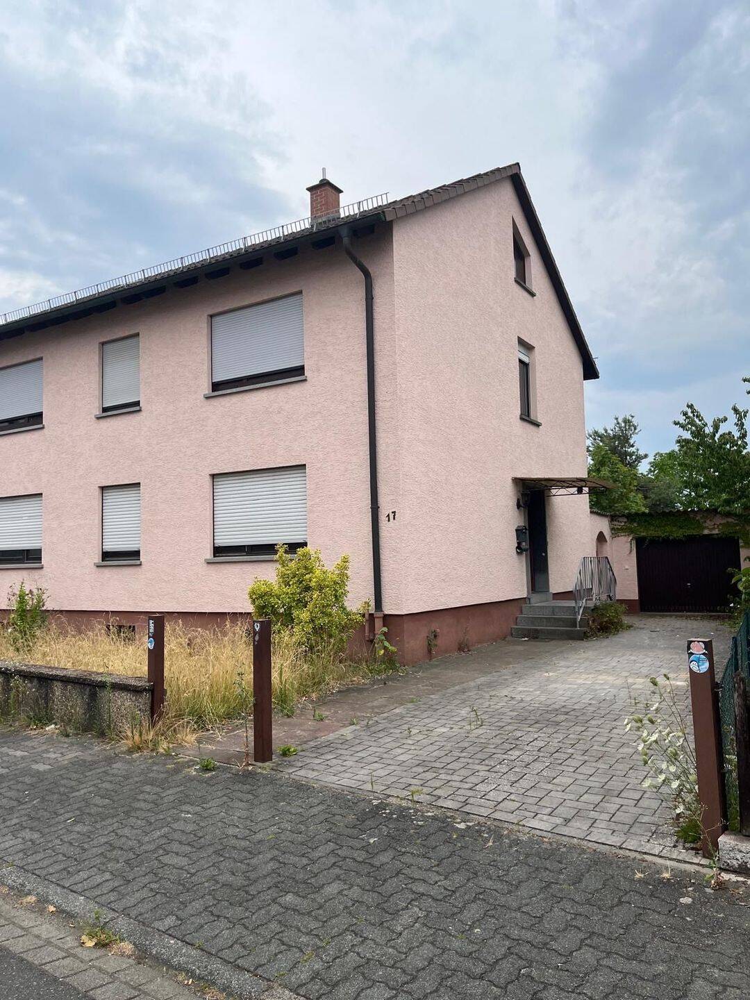 Mehrfamilienhaus in Erlenbach mit Terasse und riesigem Garten, 63906 Erlenbach a. Main