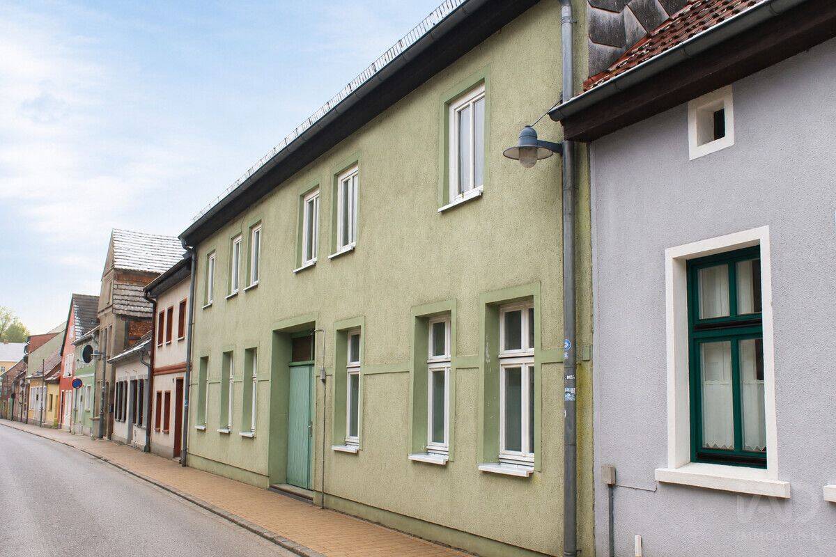 Mehrfamilienhaus mit 11 Wohneinheiten | 535 m² Wohnfläche | Entwicklungspotenzial, 17440 Lassan