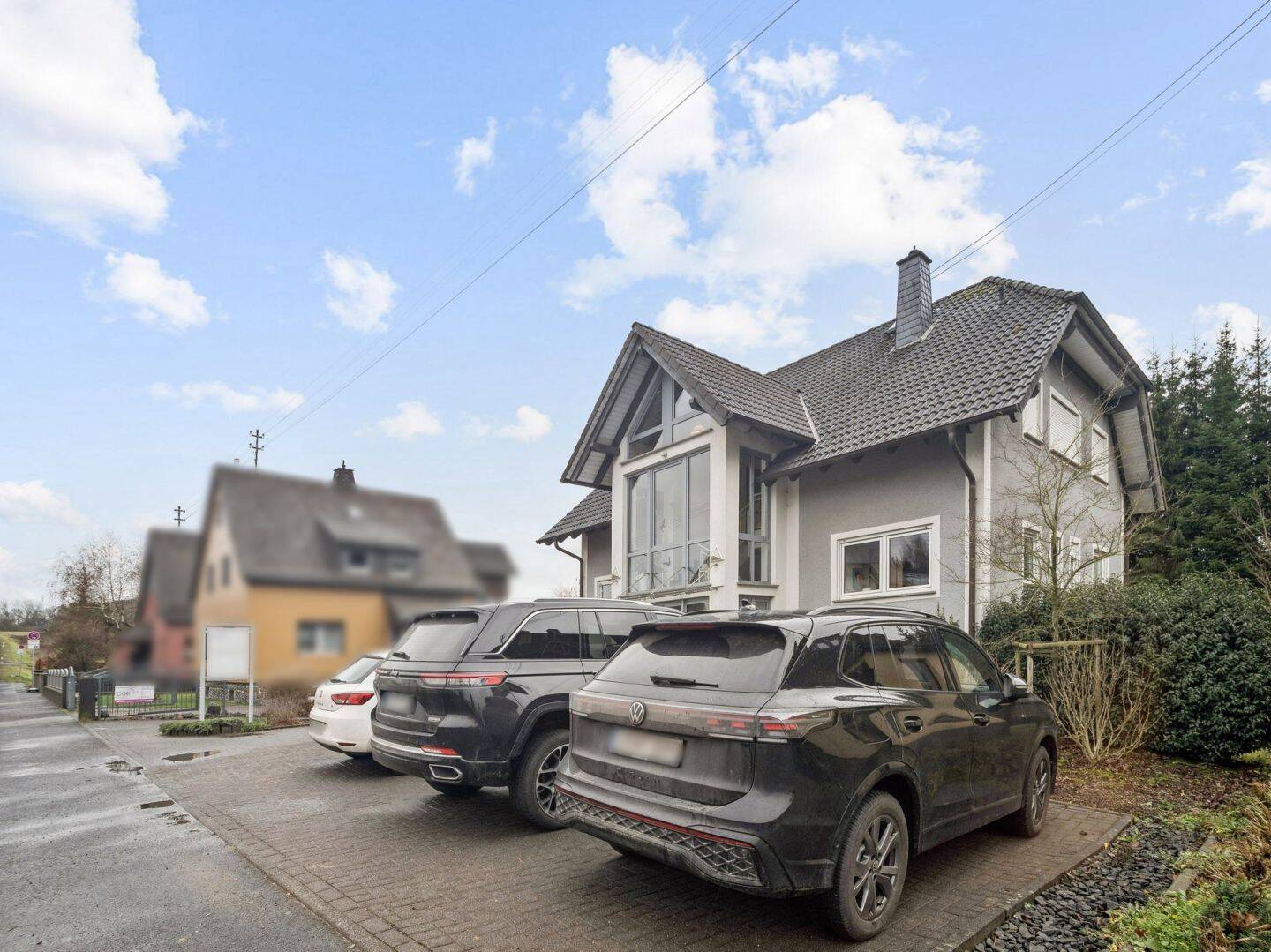 Nähe Montabaur: Bürogebäude mit Einliegerwohnung, 56414 Berod bei Wallmerod