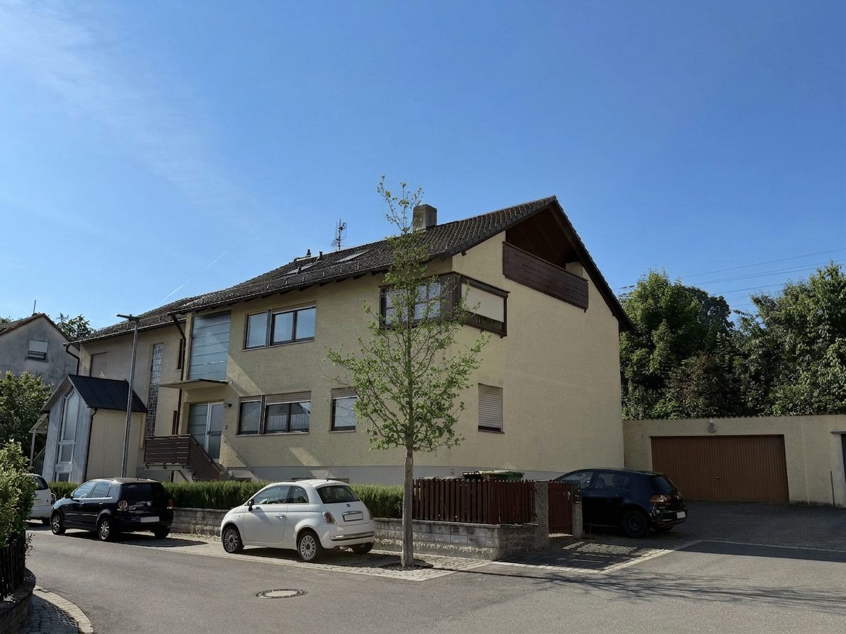 Mehrfamilienhaus mit Entwicklungspotential, 90587 Veitsbronn