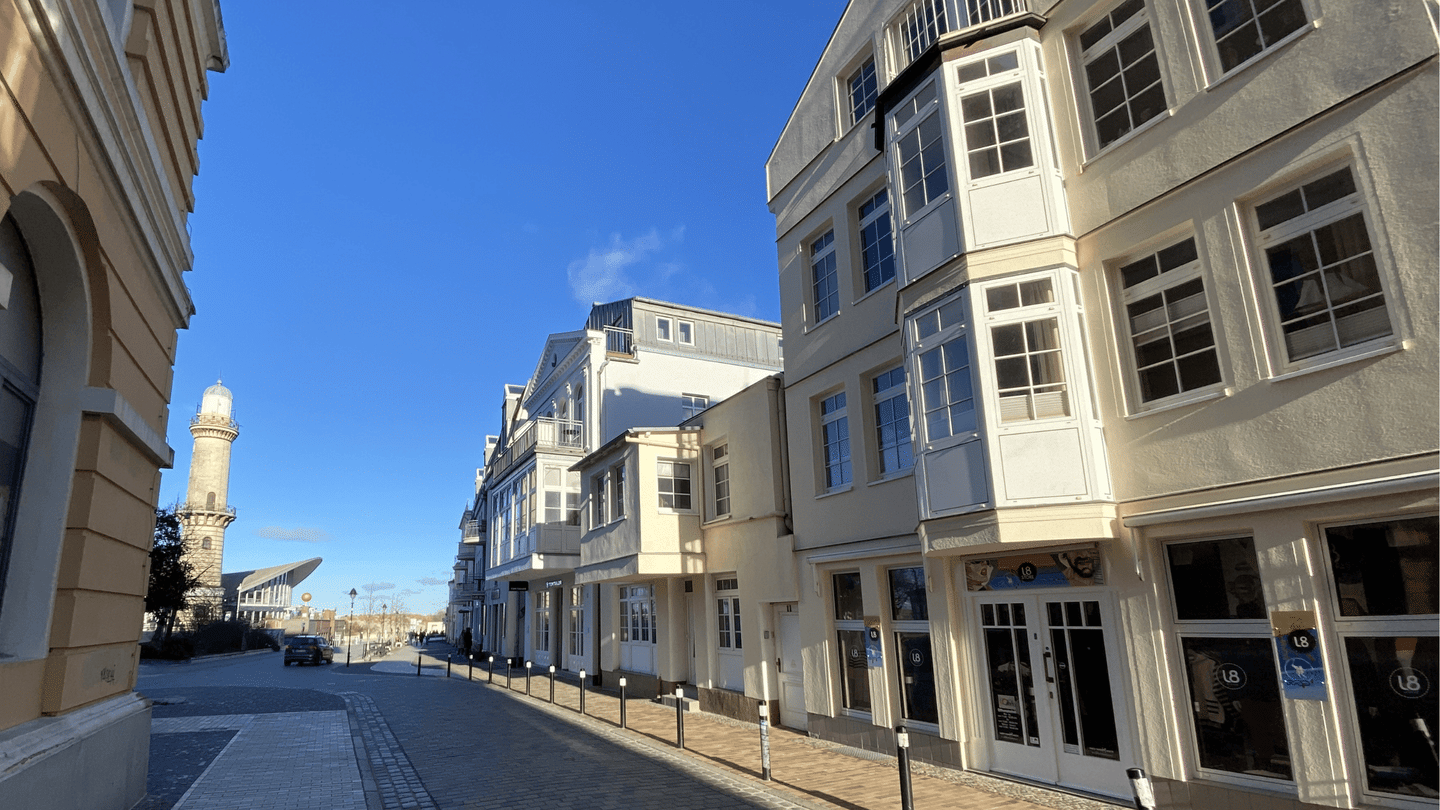 Zwei sanierte Ferienwohnungen mit Leuchtturm- und Ostseeflair | www.LUTTER.net, 18119 Rostock (Diedrichshagen Hohe Düne Seebad Warnemünde)