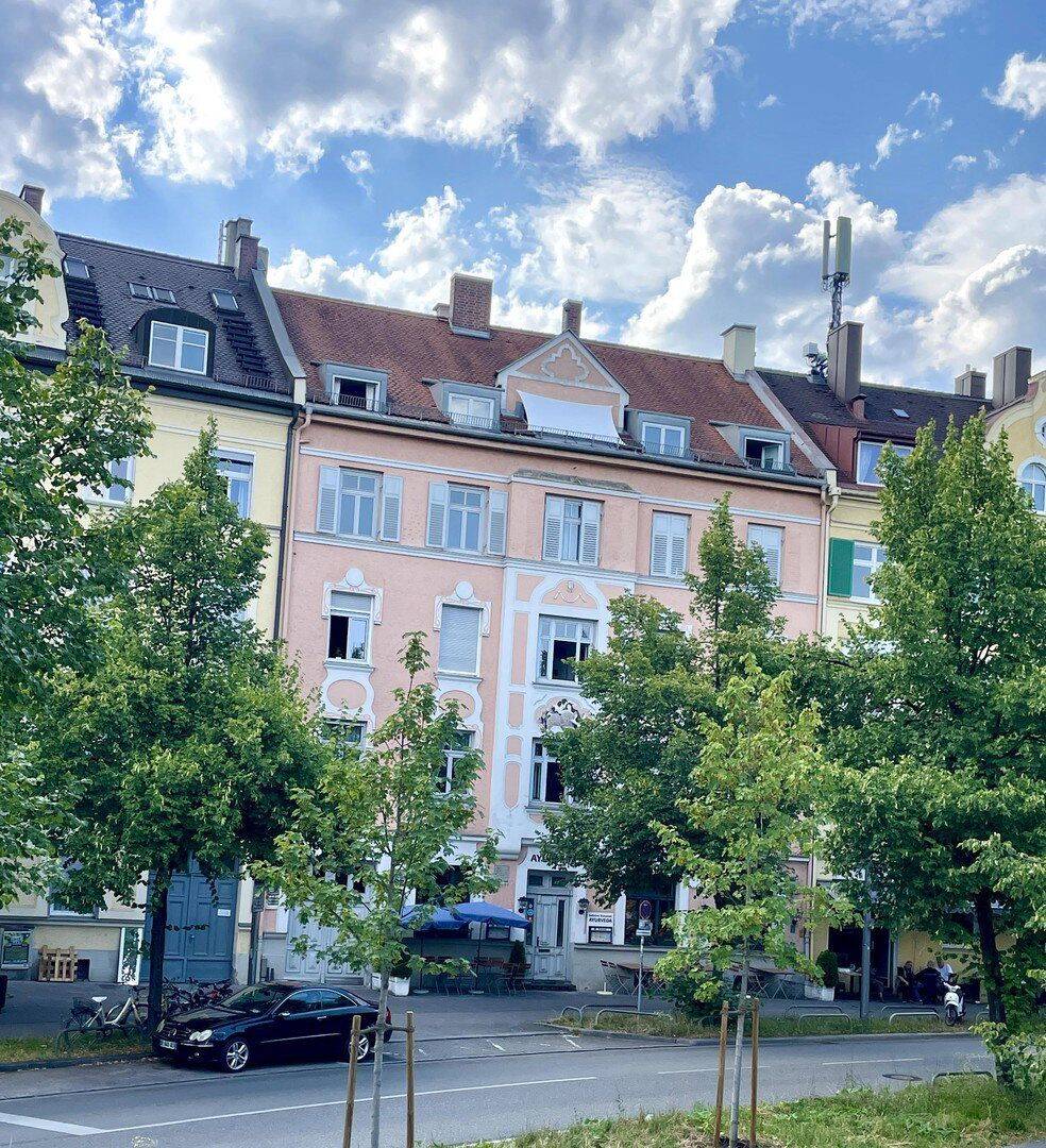 Bezugsfreie, charmante Dachgeschosswohnung im Altbau, 81373 München (Sendling Sendling-Westpark)