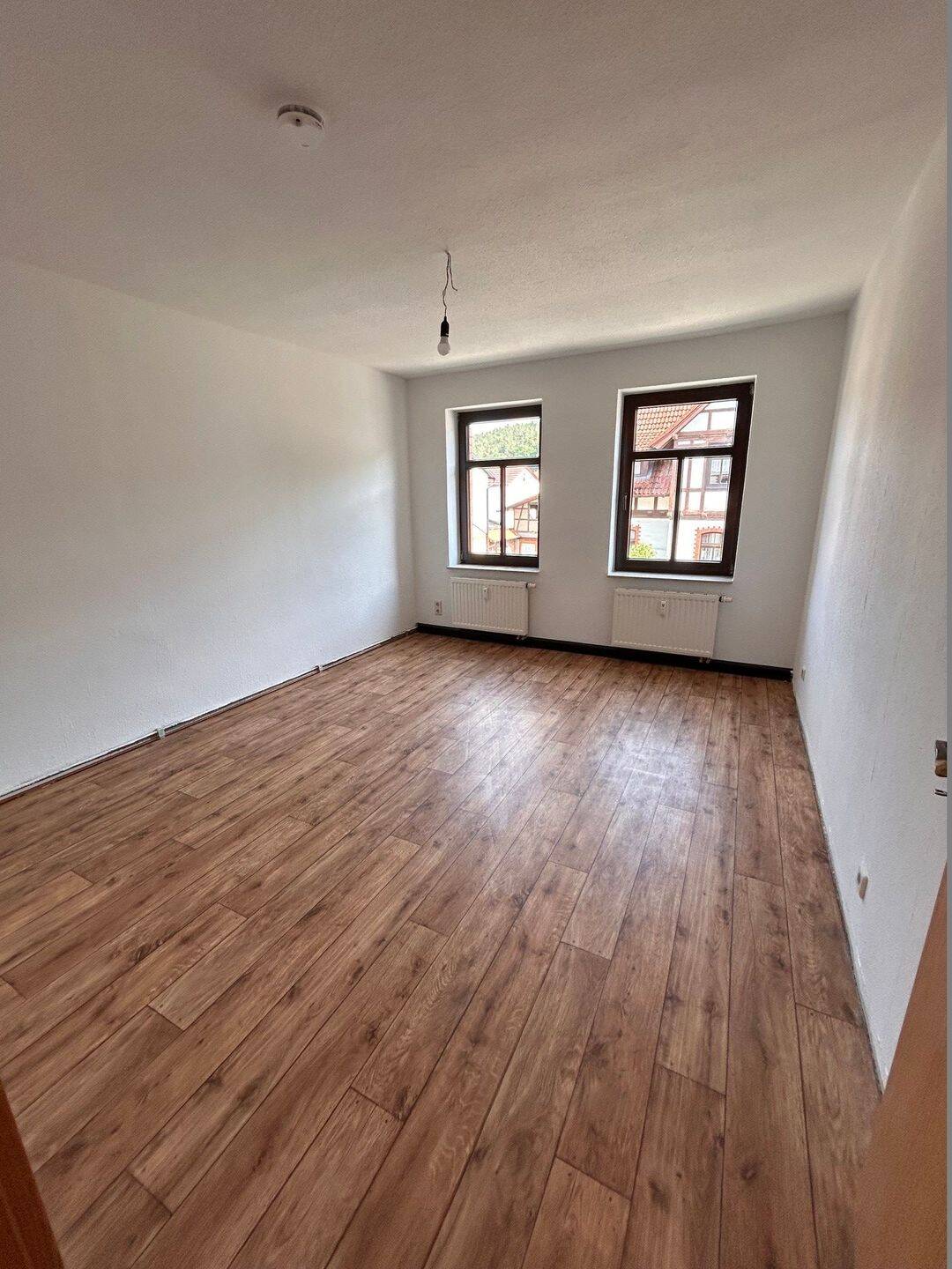 2R über 2 Etagen, Rudolstadt/ Schaala, ruhige Lage, topsaniert!, 7407 Rudolstadt