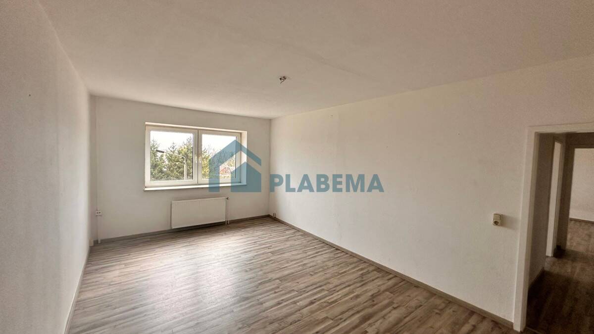 4 Zimmer-Wohnung mit moderner Einbauküche und Stellplatz, 19386 Lübz