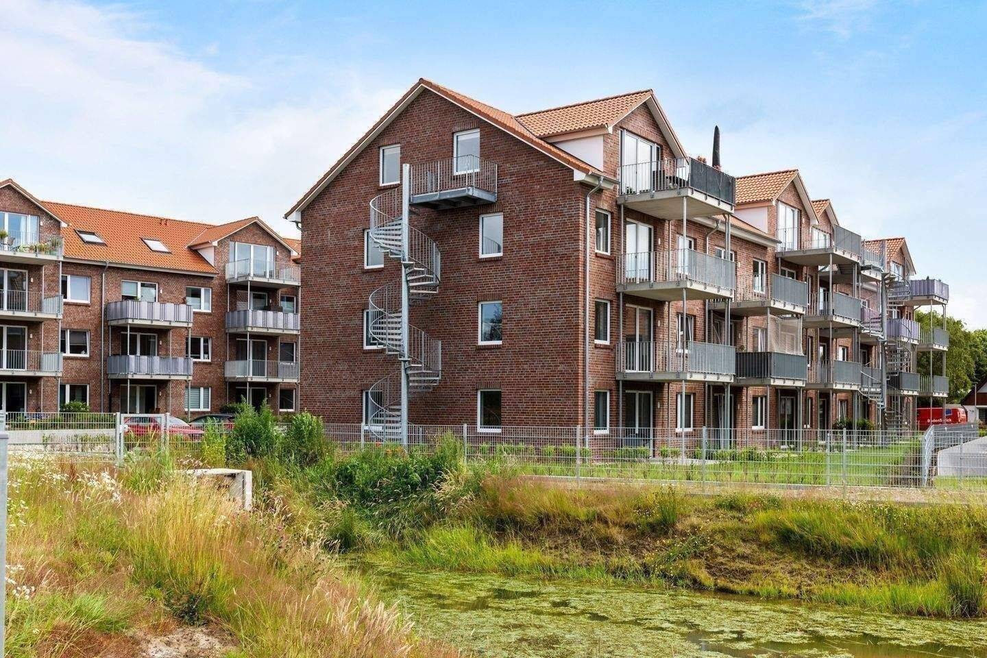 gut geschnittene 2-Zimmer-Dachgeschosswohnung mit großem Balkon, 25836 Garding