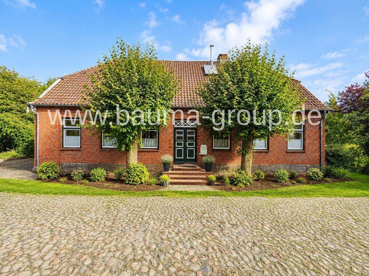 Ländliche Eleganz nahe der Ostsee Gepflegtes Rotklinkerhaus in Barensdorf, 23758 Wangels