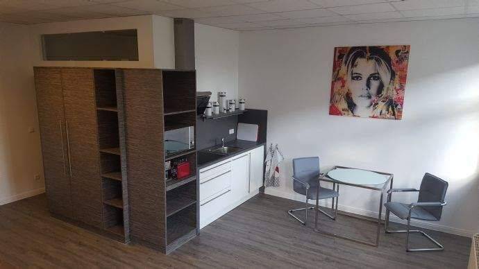 hochwertig eingerichtete Apartments in ruhiger Lage mit PKW Stellplatz – komplett möbliert und ausgestattet, 99091 Erfurt (Berliner Platz Gispersleben Moskauer Platz Roter Berg)