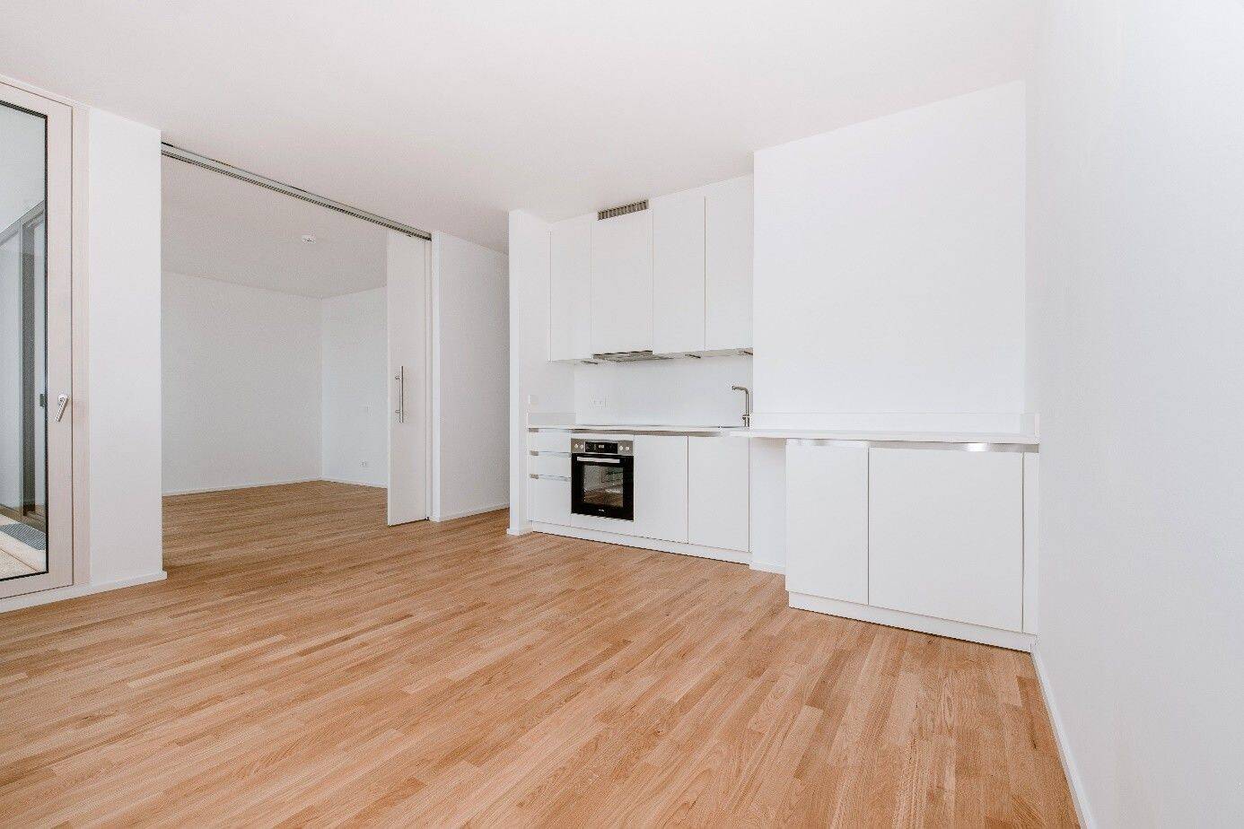 Moosach: Geräumiges 2-Zimmer-Studio, 80997 München (Allach-Untermenzing Moosach Pasing-Obermenzing)