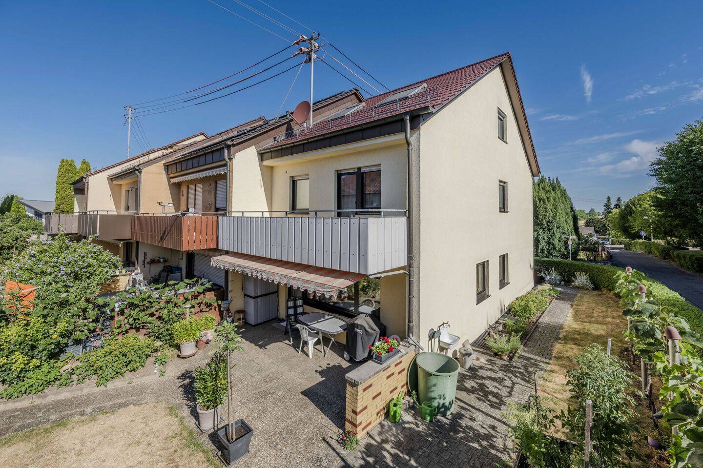 Modernisiertes Reiheneckhaus mit Garten, Garage und genügend Platz für Familie & Homeoffice, 71696 Möglingen