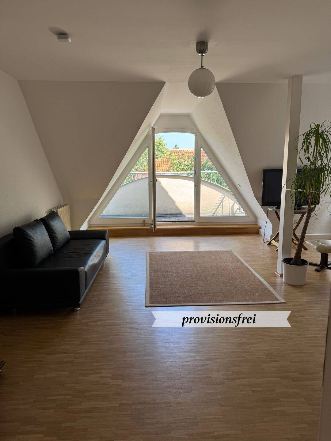 Bezugs-u. provisionsfreie Dachgeschosswohnung von privat, 14471 Potsdam (Brandenburger Vorstadt Potsdam West)