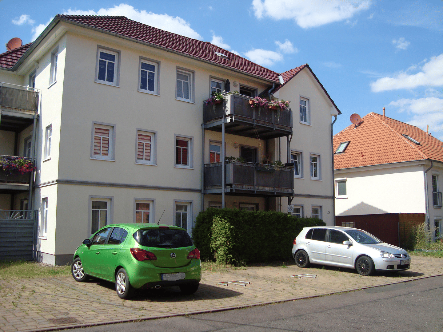 attraktive 2-Raum-Wohnung mit Terrasse, 99880 Waltershausen