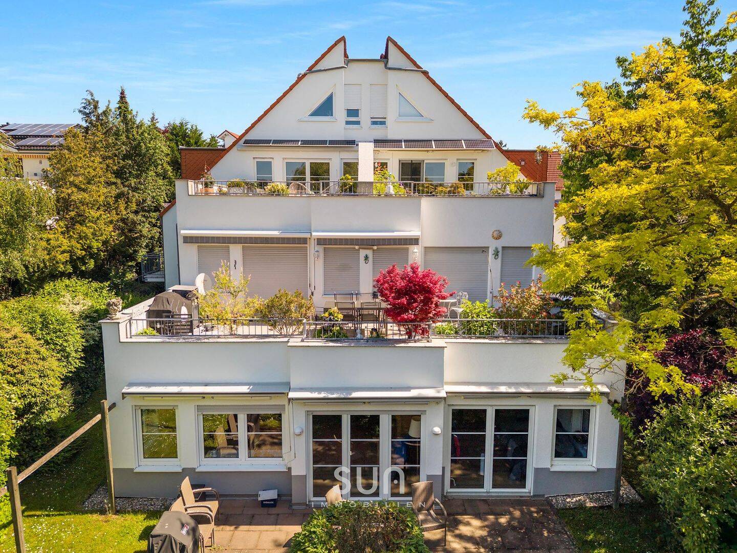 PREMIUM LAGE IN NIEDERHÖCHSTADT ERLEBEN! – Ihr 4-Zimmer-Maisonette-Traum mit GARTEN, 65760 Eschborn