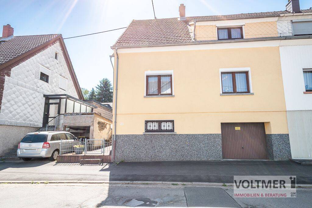 FAMILIENFREUNDLICH – Ein- bis Zweifamilienhaus mit Garage & Garten in ruhiger Lage von Schiffweiler!, 66578 Schiffweiler