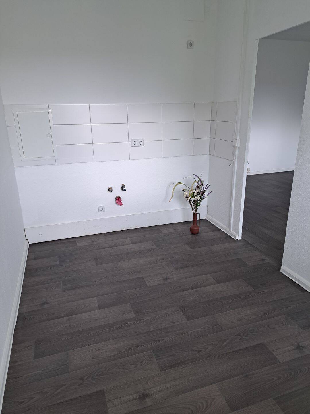 Moderne 3-Raum-Wohnung mit Dusche, 9380 Thalheim/Erzgeb.