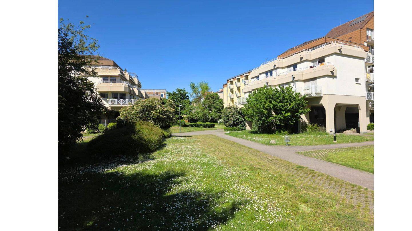Weststadt: 2-Zi + TG | Technisch modernisiert | Balkon | EBK | FREI | WG geeignet, 76135 Karlsruhe (Beiertheim-Bulach Oberreut Südweststadt Weststadt)