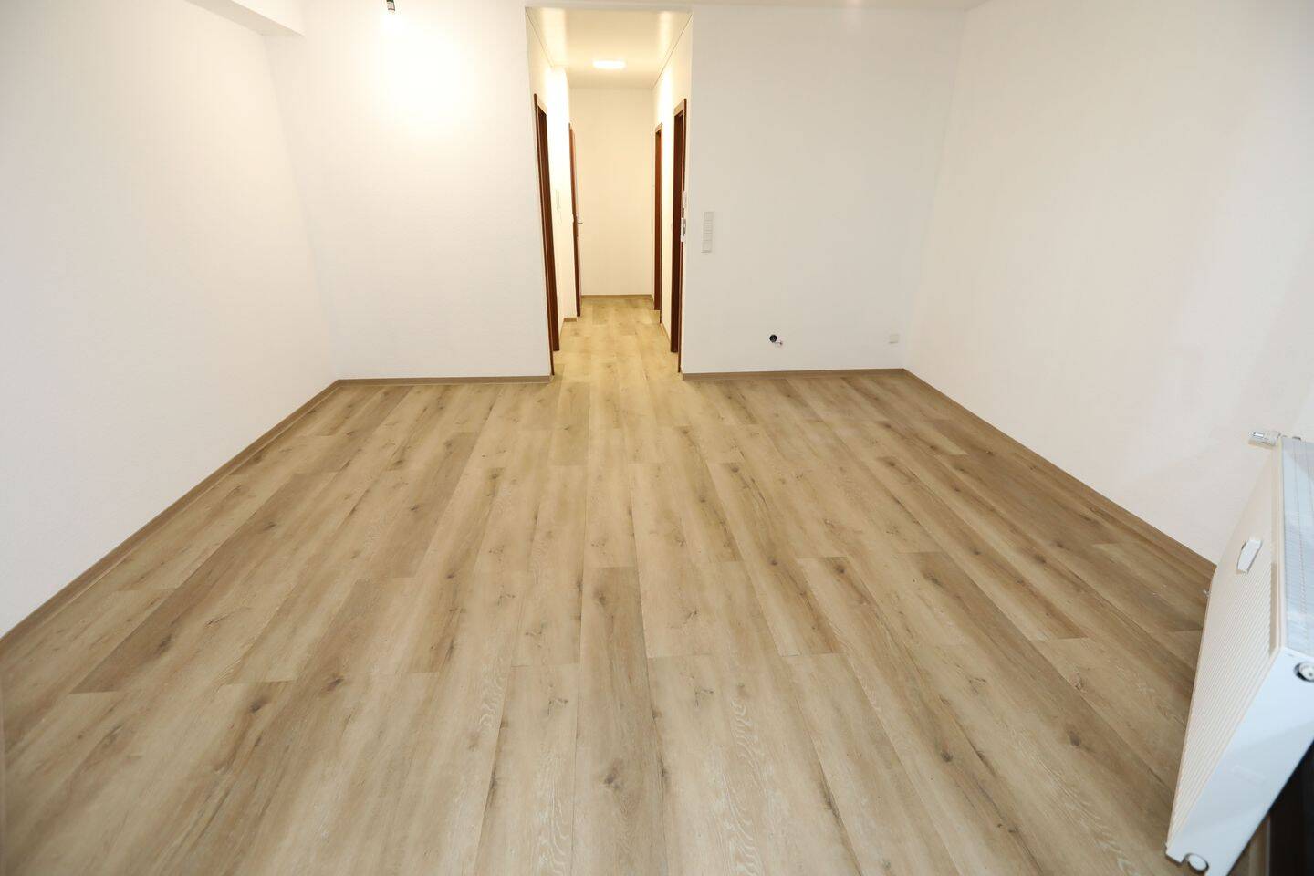 Hochwertig sanierte – stilvolle 1-Zimmer-Wohnung mit Loggia, Klima & Markenküche, 64625 Bensheim