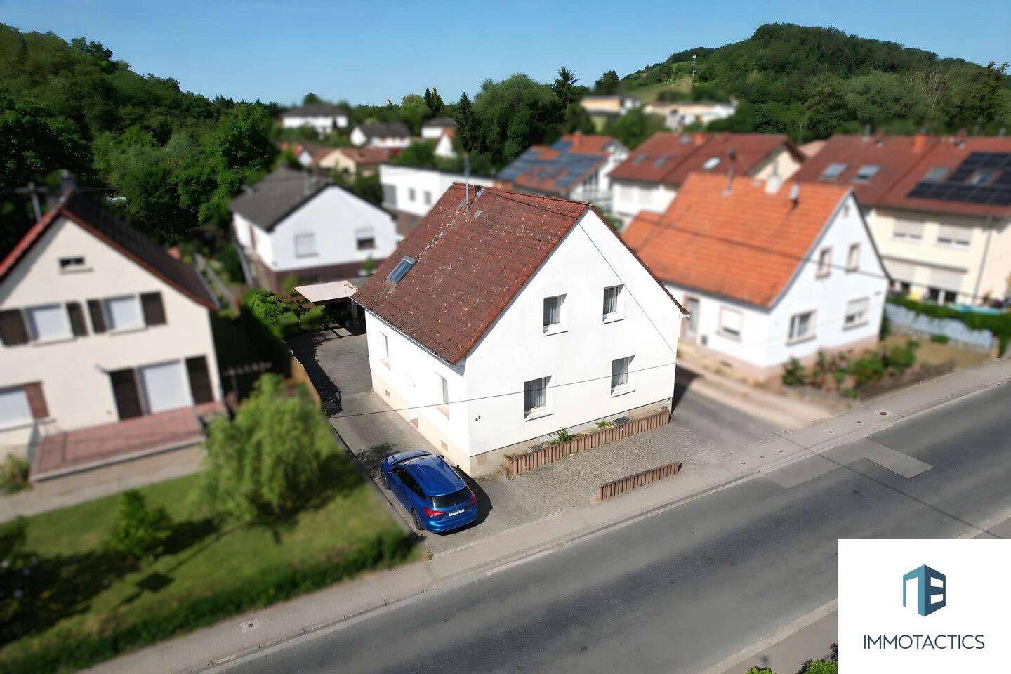 Einfamilienhaus in Hargesheim mit Hof, Keller, Doppelgarage und viel Raum für eigene Pläne, 55595 Hargesheim