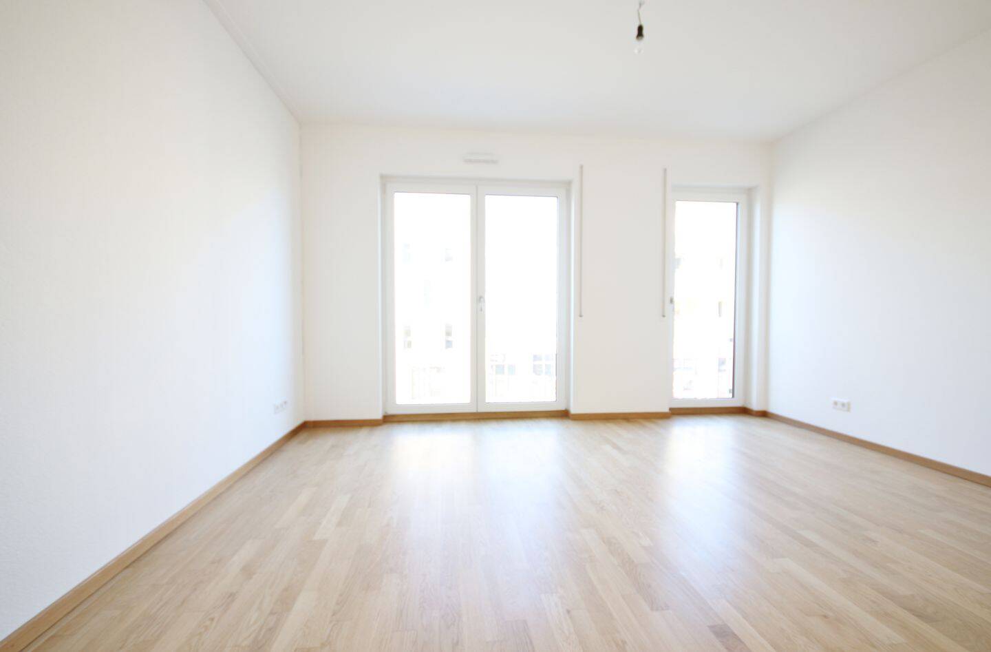 Moderne 3-Zimmer-Wohnung mit Loggia, 53117 Bonn (Auerberg Buschdorf Graurheindorf Zentrum Castell)